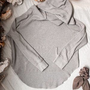 Aritzia TNA Gray Hooded Thermal
